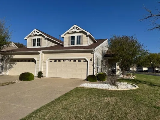 Property Slideshow image 2 of 25 | 275 bonham loop, Georgetown, TX, 78633