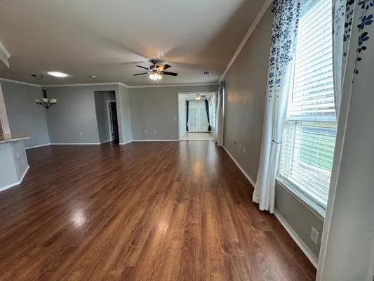 Property Slideshow image 3 of 25 | 275 bonham loop, Georgetown, TX, 78633