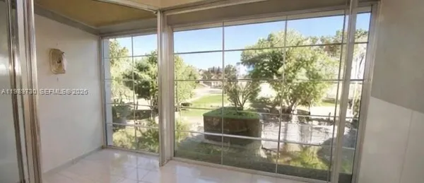 Property Slideshow image 2 of 10 | 3531 inverrary dr 310, Lauderhill, FL, 33319