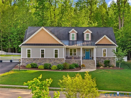 Property Slideshow image 3 of 41 | 8113 clancy ct, Chesterfield, VA, 23838