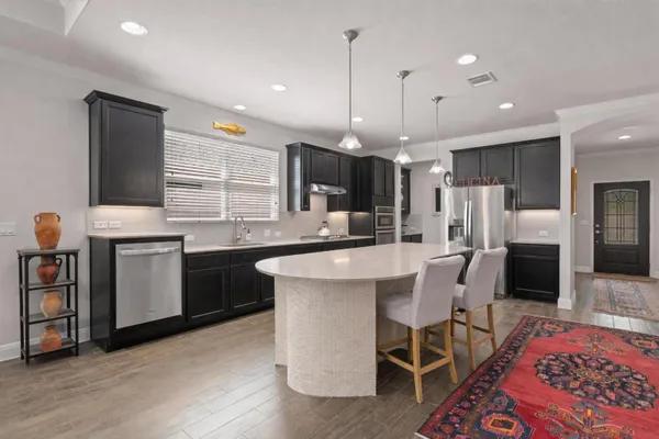 Property Slideshow image 3 of 33 | 818 haystack creek trl, Georgetown, TX, 78633