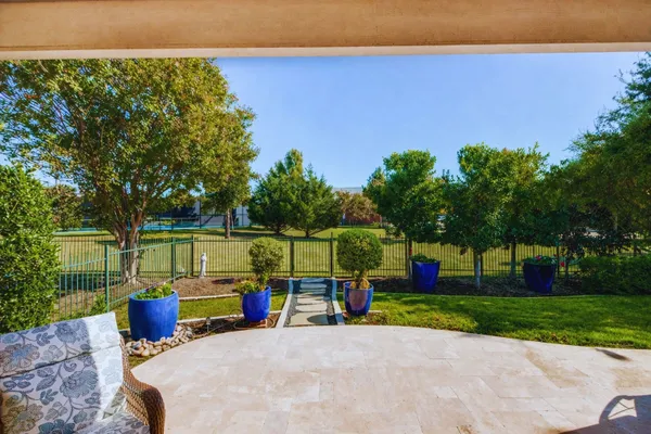 Property Slideshow image 2 of 25 | 7404 pasatiempo dr, Frisco, TX, 75036