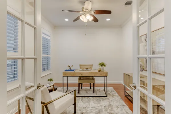 Property Slideshow image 2 of 19 | 416 davis mountain cir, Georgetown, TX, 78633