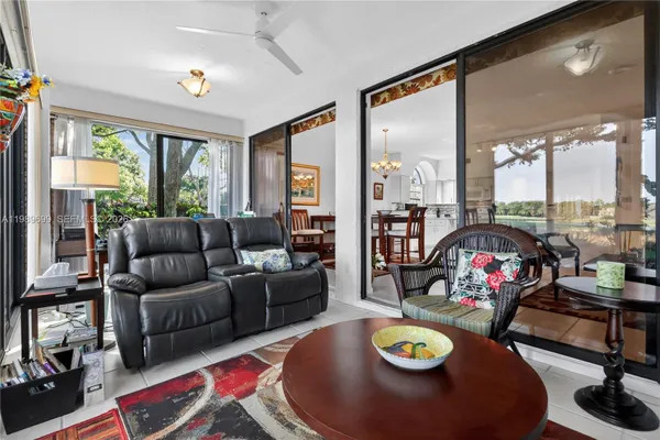 Property Slideshow image 2 of 84 | 8033 aberdeen dr 102, Boynton Beach, FL, 33472
