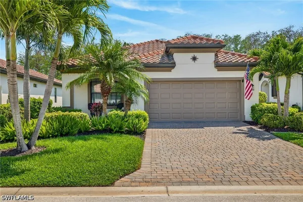 Property Slideshow image 2 of 43 | 11543 golden oak ter, Fort Myers, FL, 33913