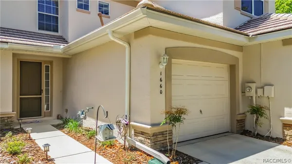 Property Slideshow image 2 of 55 | 1660 w spring meadow loop, Lecanto, FL, 34461