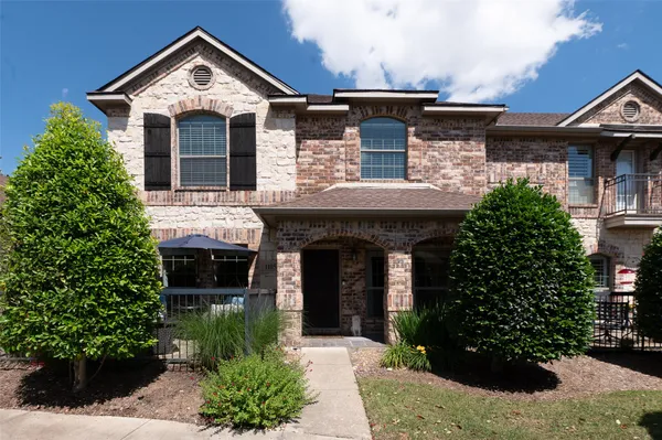 Property Slideshow image 2 of 24 | 3075 willow grove blvd 1105, Mckinney, TX, 75070