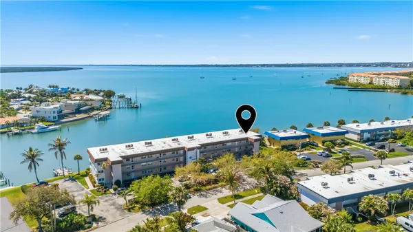 Property Slideshow image 2 of 32 | 1223 bayshore dr 308, Hutchinson Island, FL, 34949