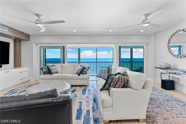 Property Slideshow image 3 of 39 | 2171 gulf shore blvd 603, Naples, FL, 34102