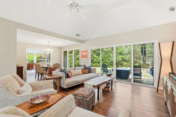 Property Slideshow image 3 of 57 | 7 foxhunt dr, Hilton Head Island, SC, 29926