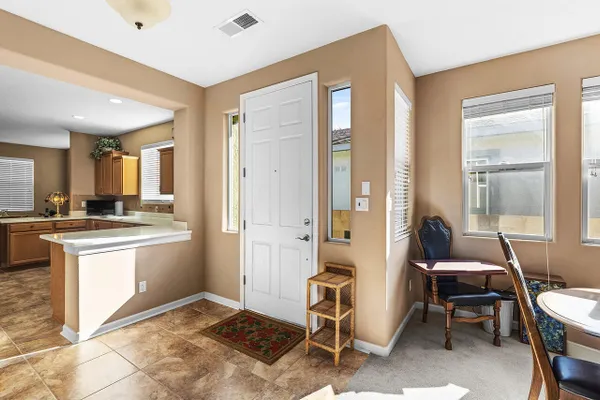 Property Slideshow image 3 of 45 | 470 zuni river cir, Los Lunas, NM, 87031