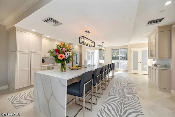 Property Slideshow image 3 of 14 | 7071 pelican bay blvd v8, Naples, FL, 34108