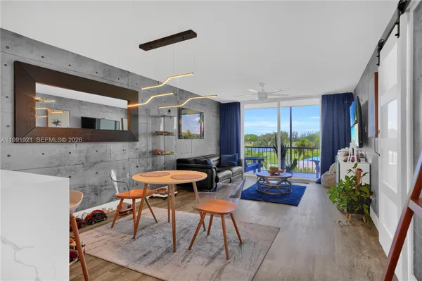 Property Slideshow image 2 of 28 | 8900 washington blvd 320, Pembroke Pines, FL, 33025