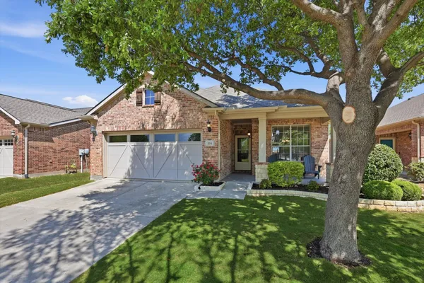 Property Slideshow image 2 of 40 | 334 cascata dr, Frisco, TX, 75036