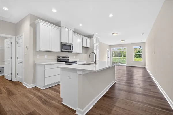 Property Slideshow image 3 of 28 | 1002 gadsby ln, Williamsburg, VA, 23185