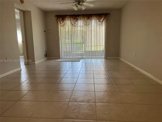 Property Slideshow image 3 of 5 | 12550 sw 15 st 106e, Pembroke Pines, FL, 33027