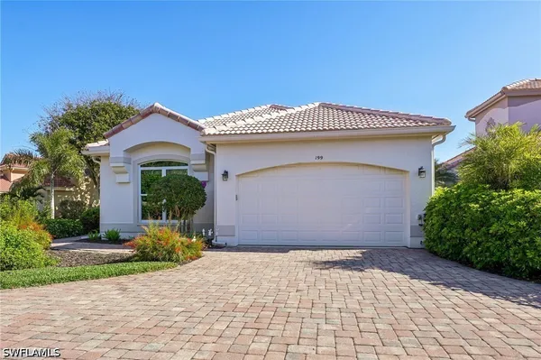 Property Slideshow image 2 of 49 | 199 vista ln, Naples, FL, 34119