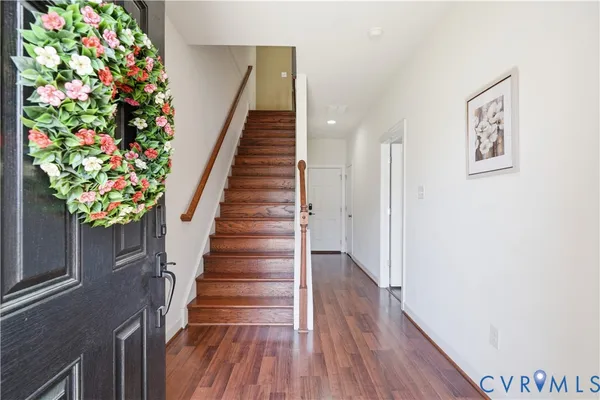 Property Slideshow image 3 of 73 | 4907 settlers market blvd, Williamsburg, VA, 23188