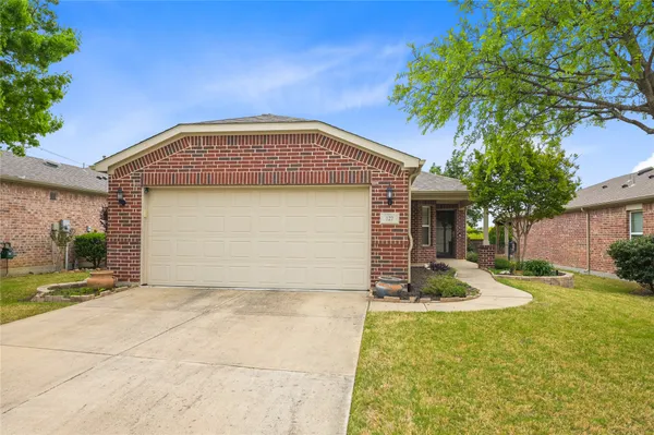 Property Slideshow image 3 of 29 | 127 montague ln, Frisco, TX, 75036