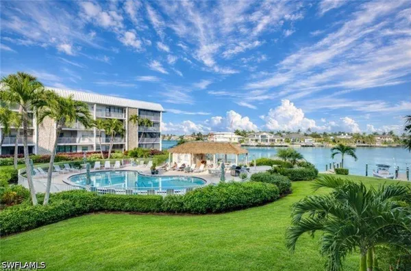 Property Slideshow image 2 of 33 | 3000 gulf shore blvd 212, Naples, FL, 34103