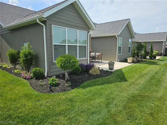 Property Slideshow image 2 of 17 | 6031 coventry cir, Huron, OH, 44839
