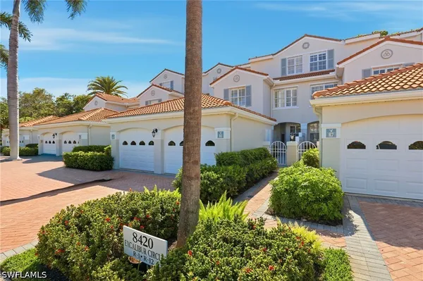 Property Slideshow image 3 of 44 | 8420 excalibur cir r6, Naples, FL, 34108
