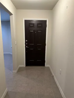 Property Slideshow image 2 of 20 | 410 holiday creek lane holiday creek ln, Georgetown, TX, 78633