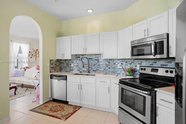 Property Slideshow image 3 of 53 | 337 sw maclay way, Port St Lucie, FL, 34986