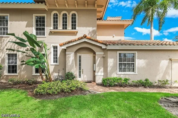 Property Slideshow image 3 of 48 | 9097 cherry oaks trl 201, Naples, FL, 34114