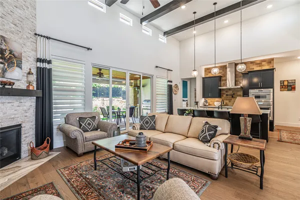 Property Slideshow image 3 of 38 | 101 belforte blvd, Horseshoe Bay, TX, 78657