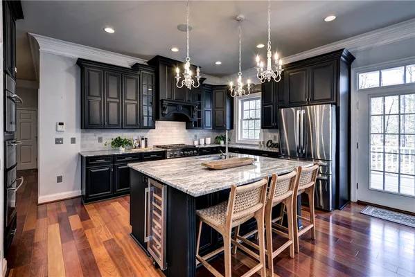 Property Slideshow image 3 of 50 | 105 mossock, Williamsburg, VA, 23188