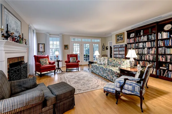 Property Slideshow image 2 of 27 | 166 highland, Williamsburg, VA, 23188