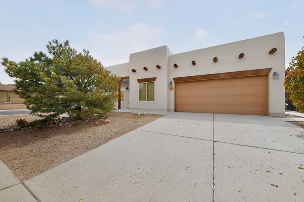 Property Slideshow image 2 of 42 | 1000 purple aster, Bernalillo, NM, 87004