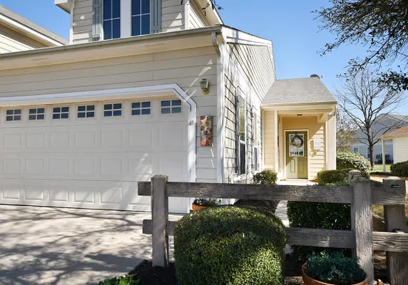 Property Slideshow image 2 of 21 | 212 bonham loop, Georgetown, TX, 78633