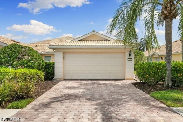 Property Slideshow image 2 of 42 | 7268 salerno ct, Naples, FL, 34114