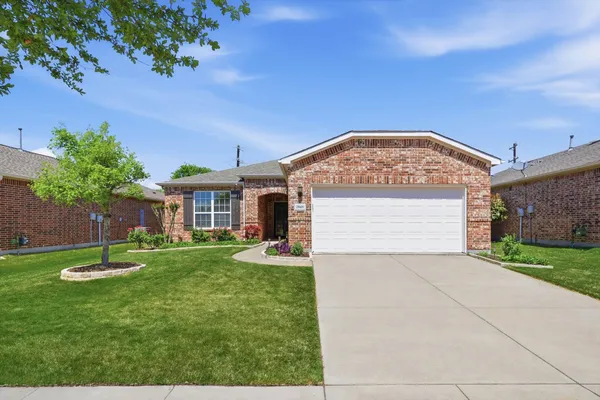 Property Slideshow image 2 of 30 | 2948 oyster bay dr, Frisco, TX, 75036