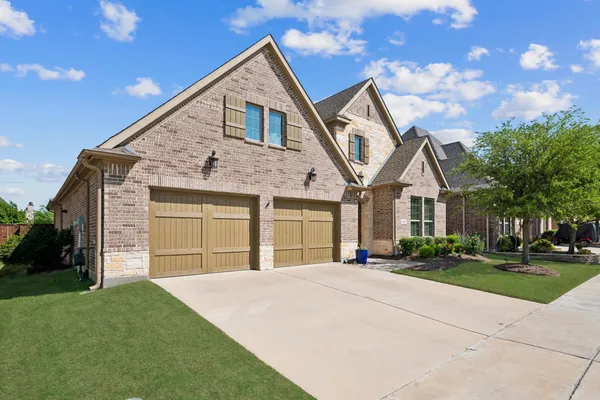 Property Slideshow image 2 of 40 | 7921 isle of skye, The Colony, TX, 75056