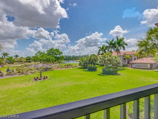 Property Slideshow image 2 of 44 | 9844 venezia cir 726, Naples, FL, 34113