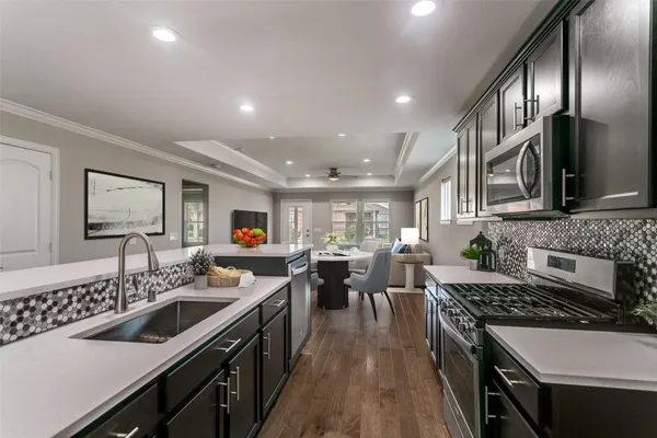 Property Slideshow image 2 of 29 | 2082 bentwater ln, Frisco, TX, 75036