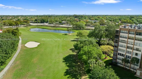Property Slideshow image 2 of 40 | 1400 saint charles pl 222, Pembroke Pines, FL, 33026