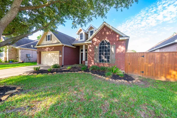 Property Slideshow image 2 of 24 | 5226 englewood point ct, Katy, TX, 77494