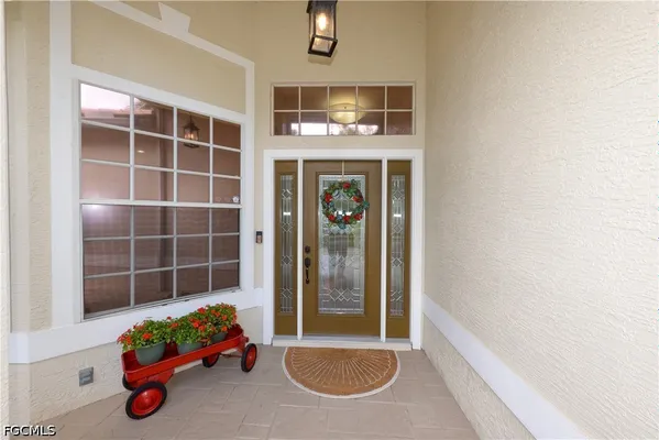 Property Slideshow image 2 of 33 | 10551 curry palm ln, Fort Myers, FL, 33966