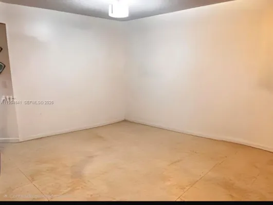 Property Slideshow image 2 of 26 | 900 sw 142nd ave 114l, Pembroke Pines, FL, 33027