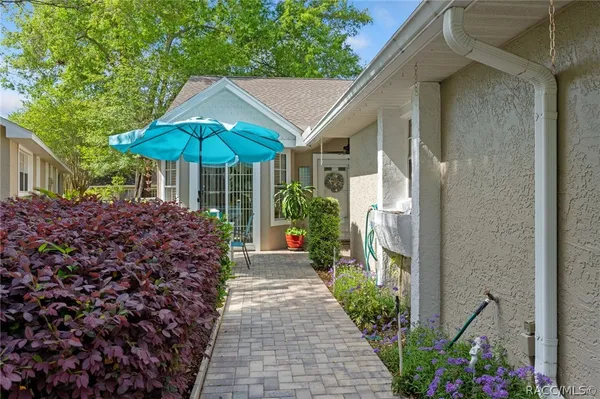 Property Slideshow image 2 of 52 | 1504 n foxboro loop, Crystal River, FL, 34429