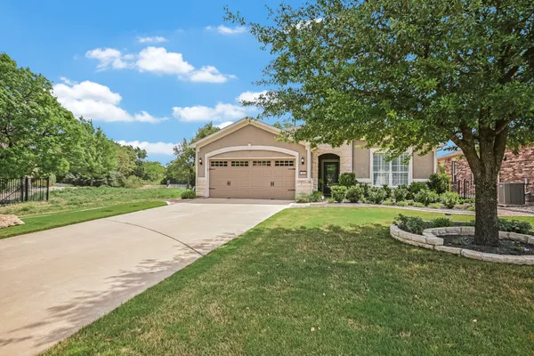 Property Slideshow image 2 of 30 | 304 coffee mill creek rd, Georgetown, TX, 78633