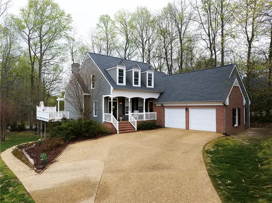 Property Slideshow image 2 of 23 | 117 leeds, Williamsburg, VA, 23188