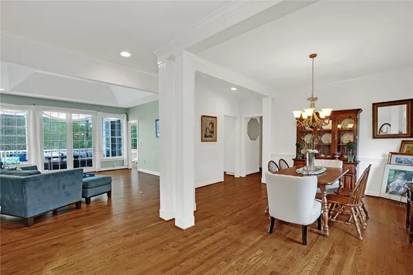 Property Slideshow image 3 of 23 | 117 leeds, Williamsburg, VA, 23188