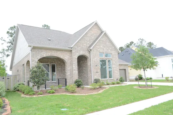 Property Slideshow image 2 of 22 | 120 dandelion way, Montgomery, TX, 77316