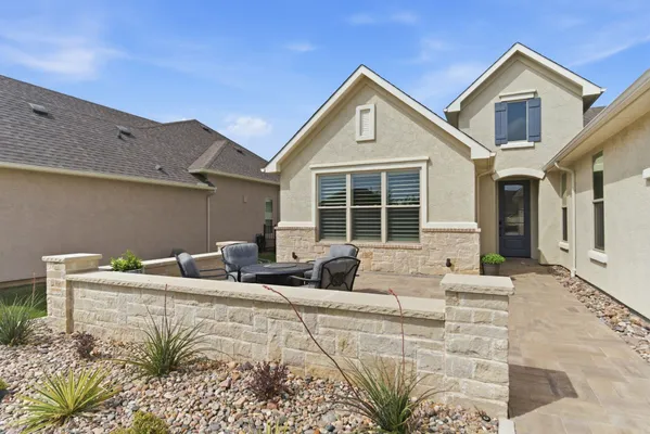 Property Slideshow image 3 of 37 | 12704 golden rock dr, Denton, TX, 76207