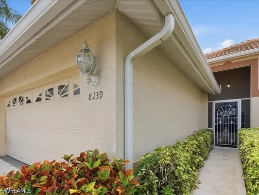 Property Slideshow image 3 of 38 | 8139 palomino dr 35, Naples, FL, 34113
